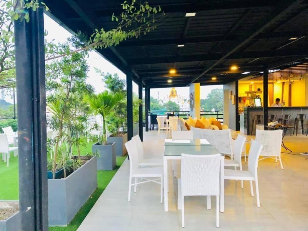 Kanbawza Hinthar Hotel Pegu Exterior foto