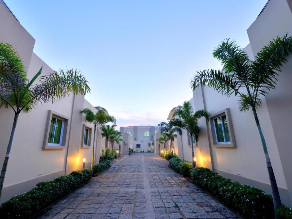 Kanbawza Hinthar Hotel Pegu Exterior foto