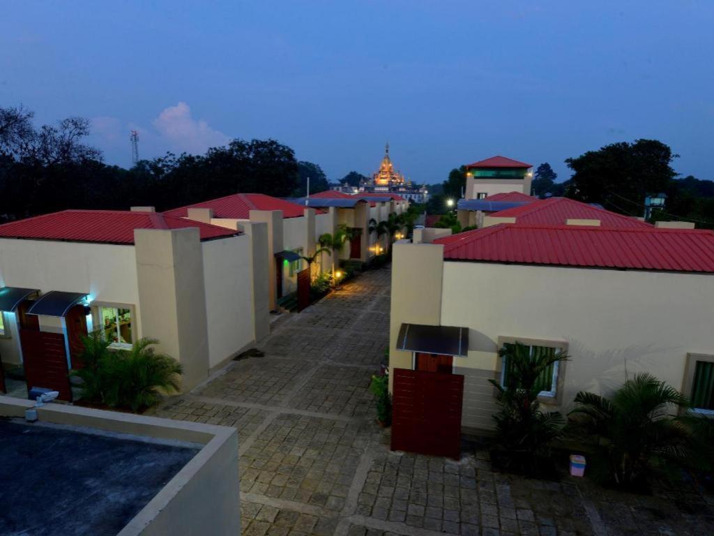 Kanbawza Hinthar Hotel Pegu Exterior foto