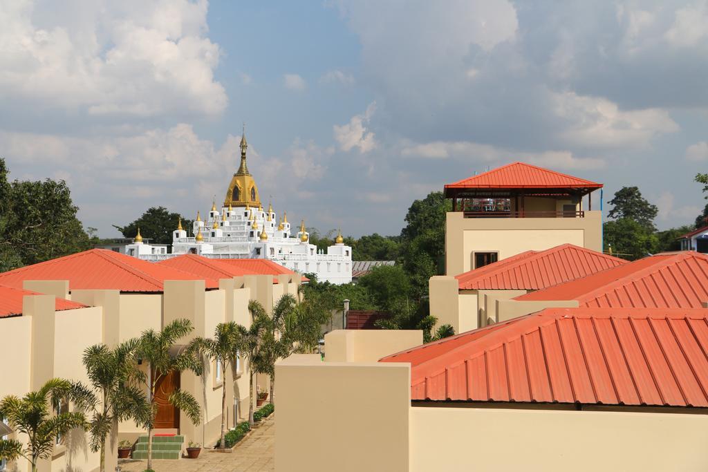 Kanbawza Hinthar Hotel Pegu Exterior foto